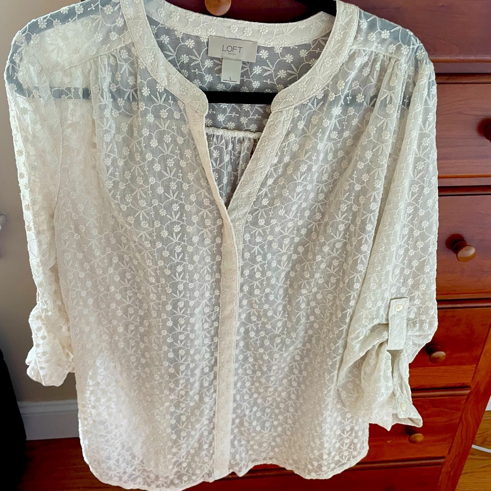 Beautiful loft blouse